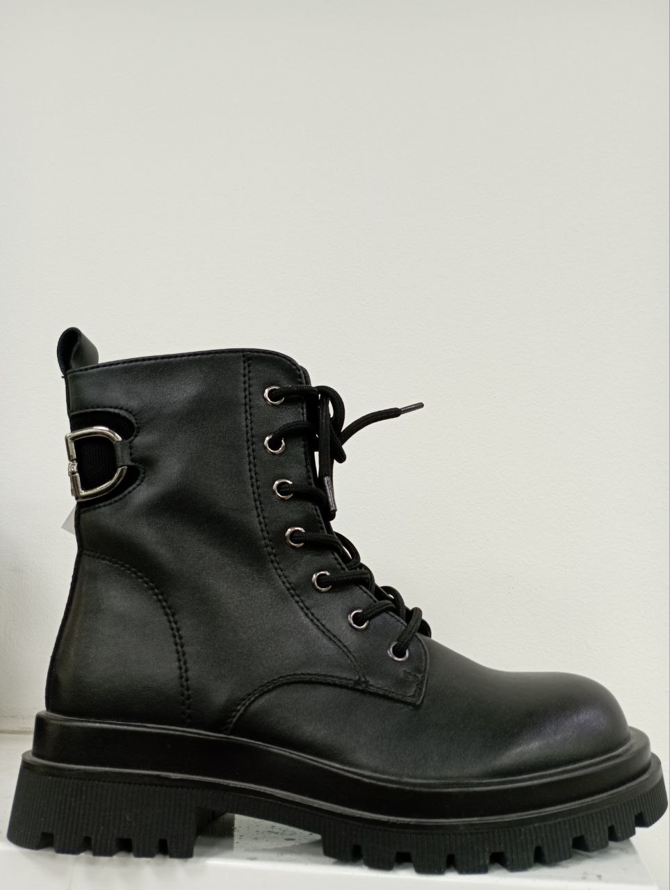 Ботинки демисезонные нат.кожа 240-1 Renzoni