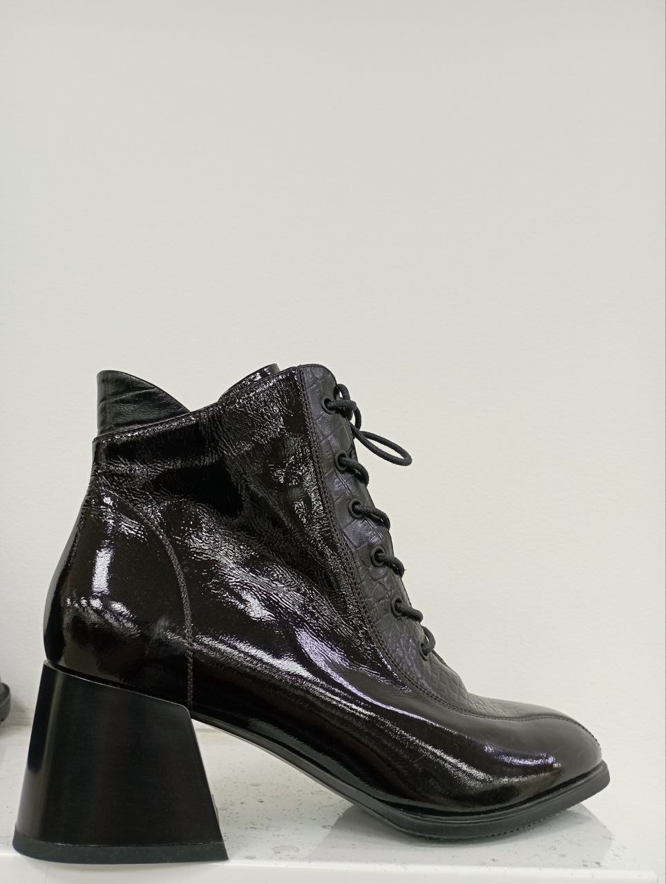 Ботинки демисезонные нат.кожа Y481 Baynezz