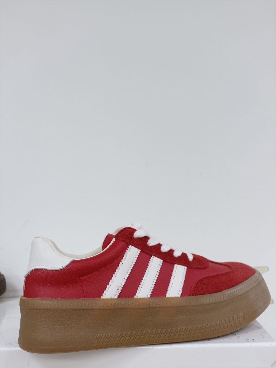 Кроссовки нат.кожа 351-2 Podio