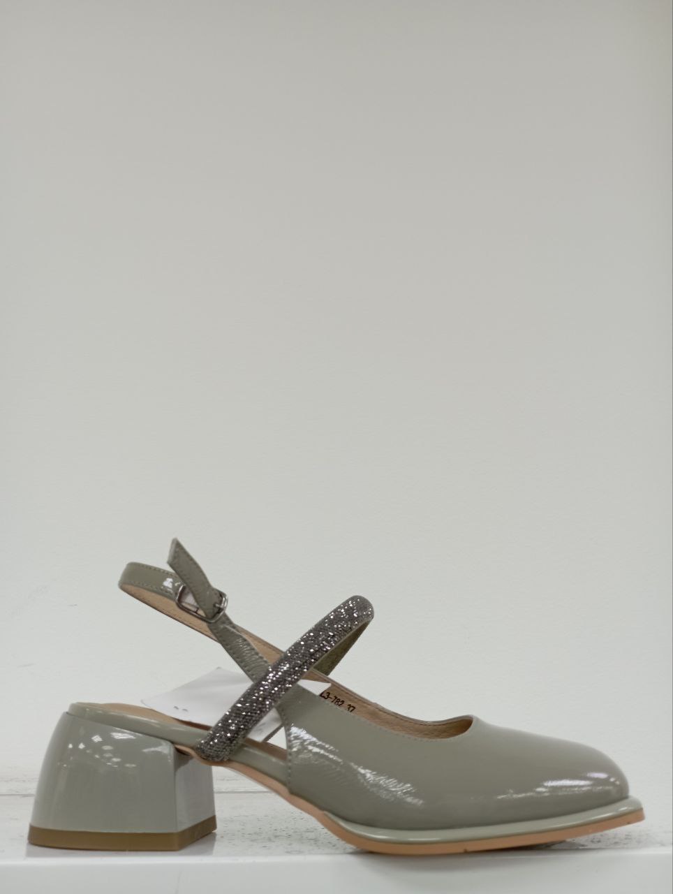 Босоножки нат.кожа 782 Sandra Valeri