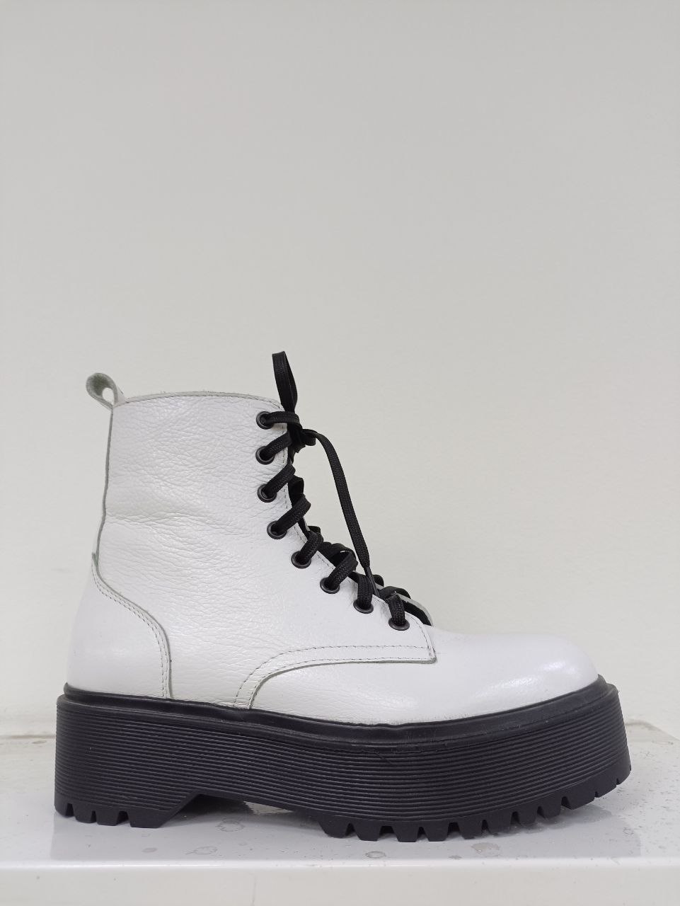 Ботинки зима нат.кожа нат.мех  013-207 Magelan