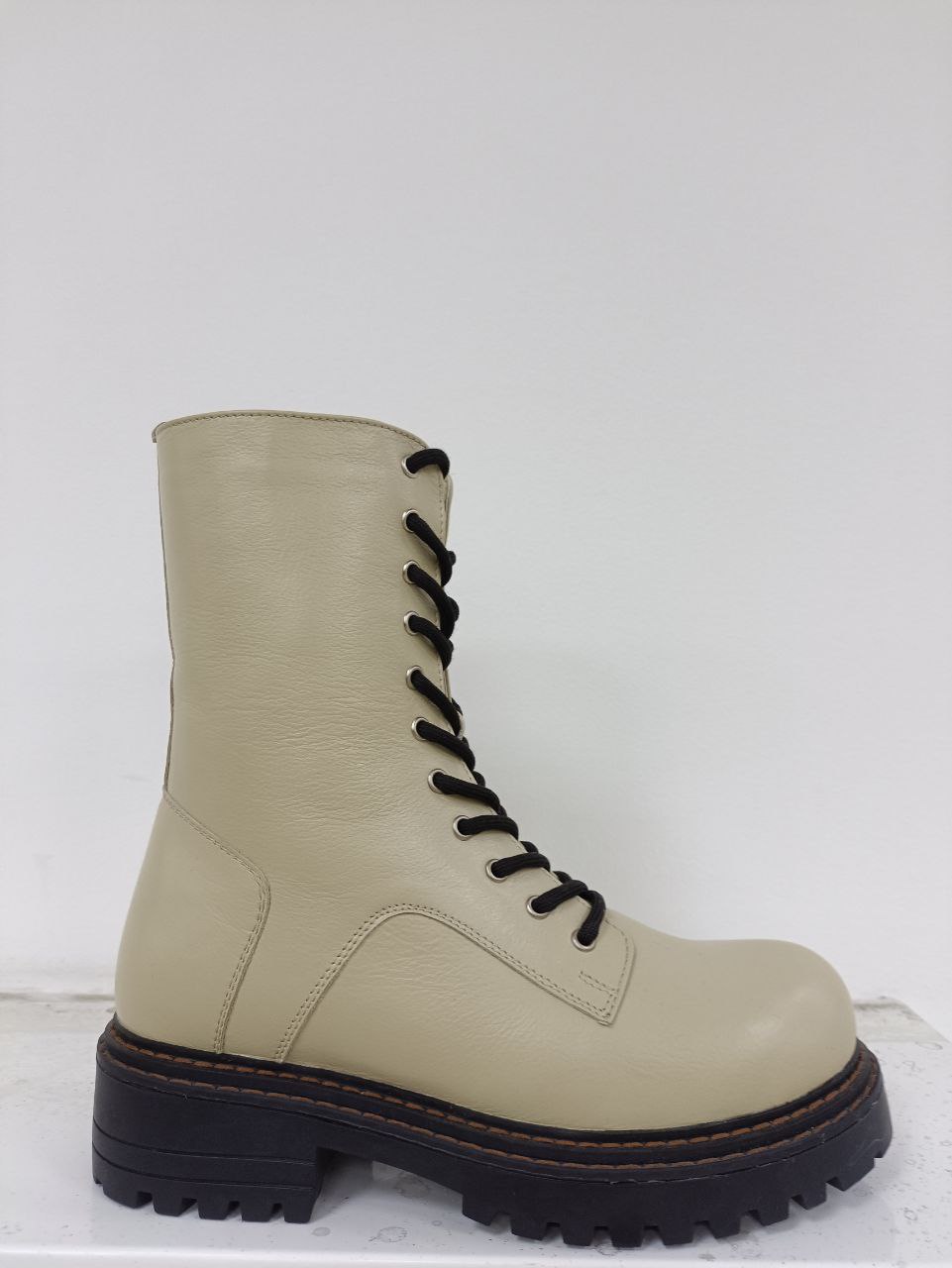 Ботинки зима нат.кожа нат.мех 024.854.046 Magelan