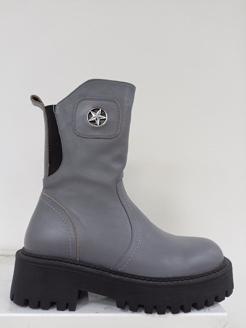 Ботинки зима нат.кожа нат.мех 200-19 C&S