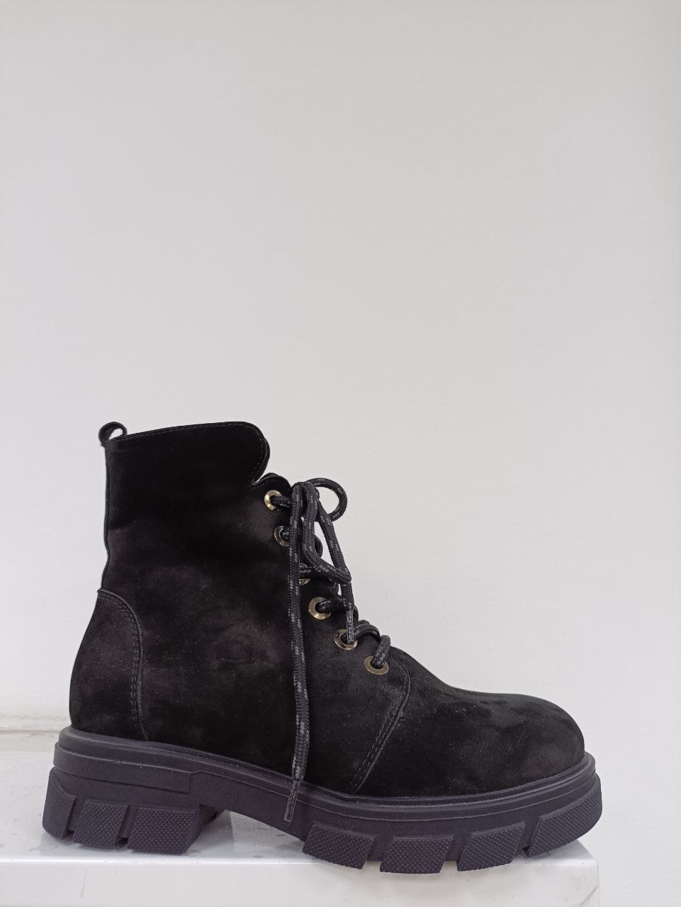 Ботинки зима нат.кожа нат.мех 7025 MD