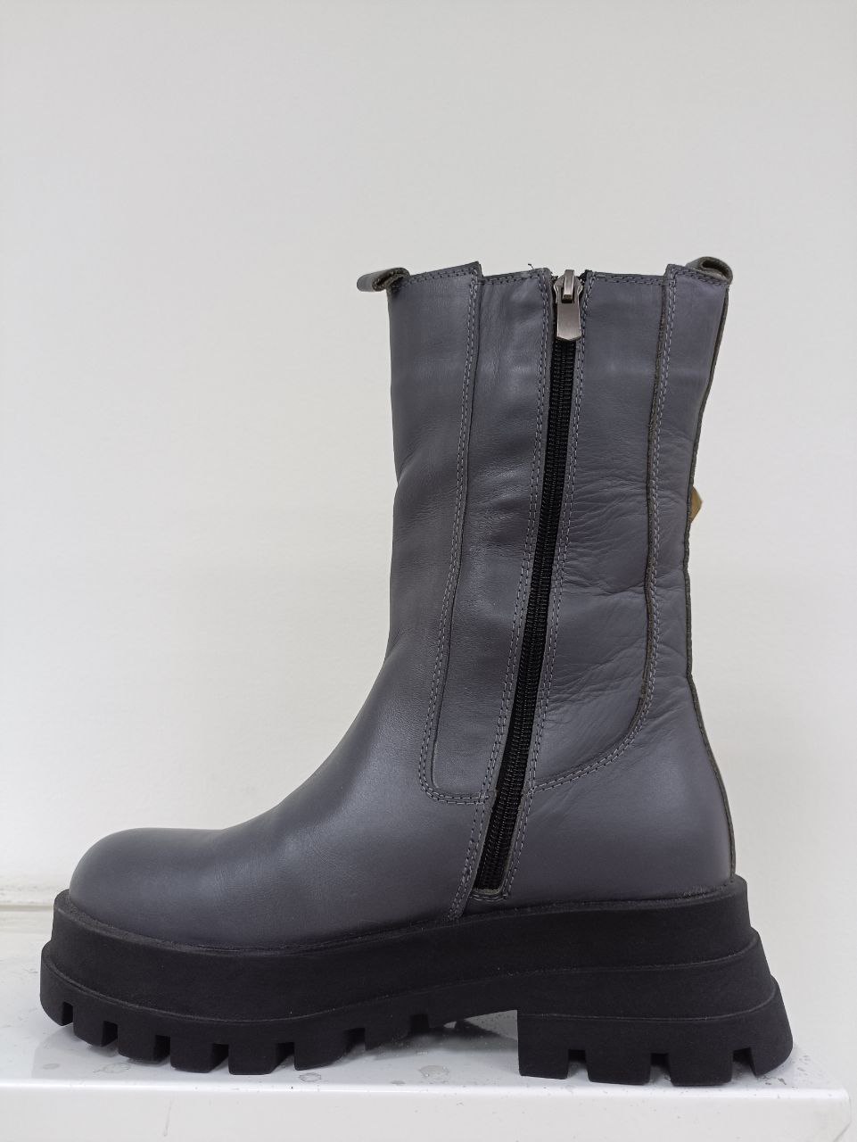 Ботинки зима нат.кожа нат.мех 883-100 C&S