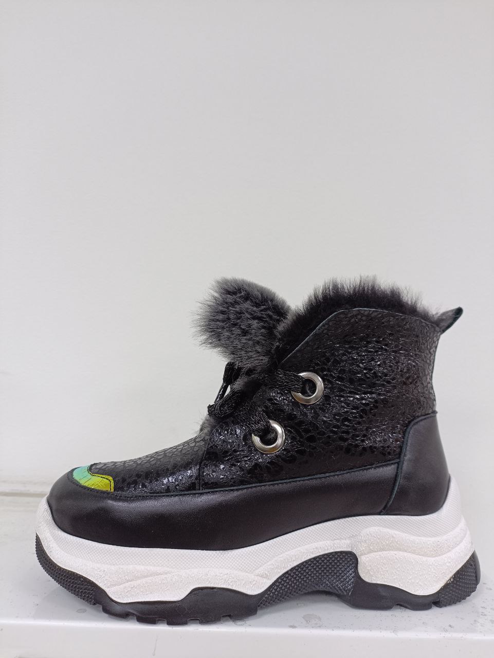 Кроссовки зима нат.кожа иск.мех 19-813 Cassiel(Турция)